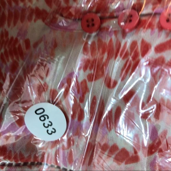 Collective concepts coral chiffon blouse - Picture 9 of 9